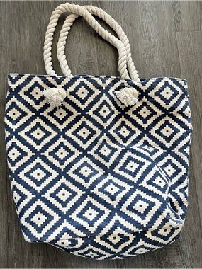 Summer & Rose Navy and Cream Geometric Rope-Handle Tote Beach Bag